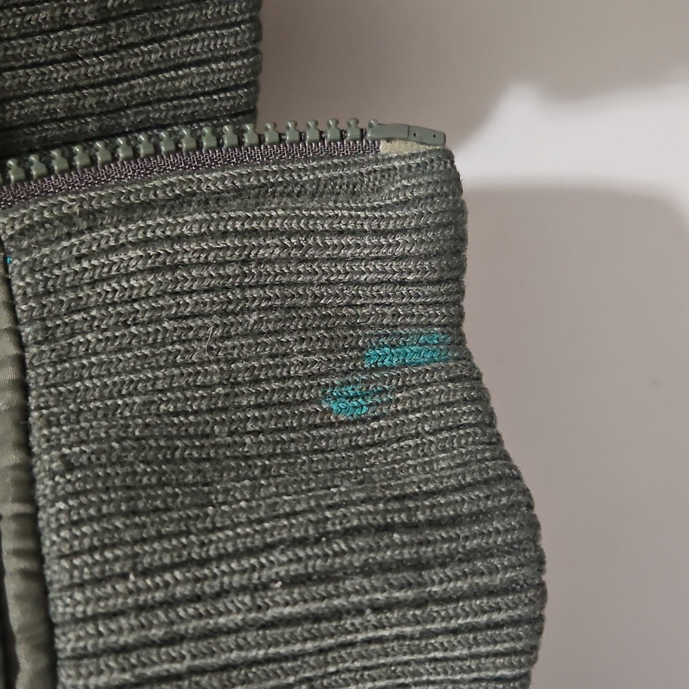 Green Jacket - Picture 3 of 4